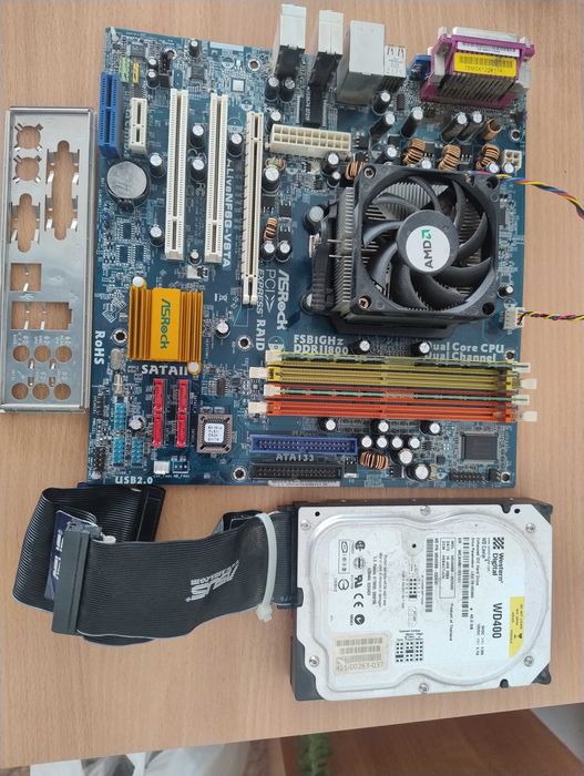 Материнська плата Asrock ALiveNF6G-VSTA комплект