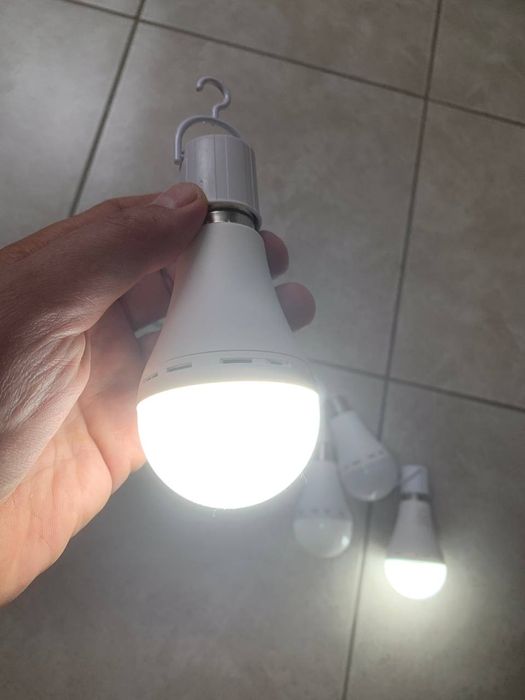 Аварійні лампи GateTOP Лампочка з акумулятором Е27