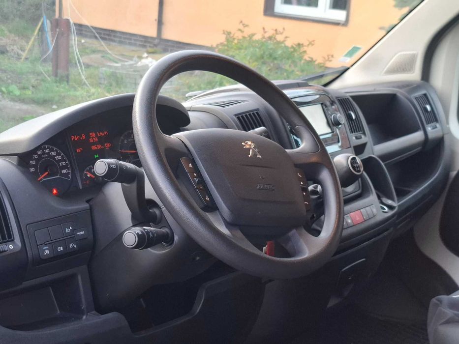PEUGEOT BOXER -Piękny , przebieg 18 tyś