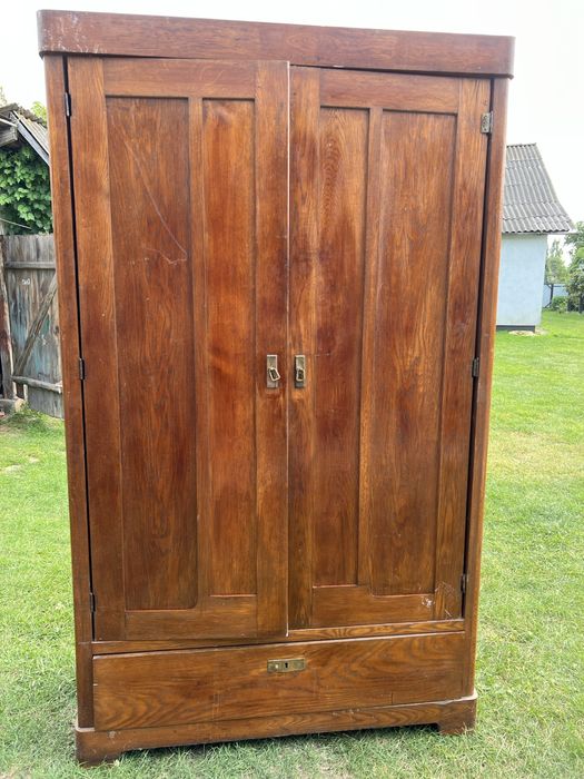 Шафа антикварна.