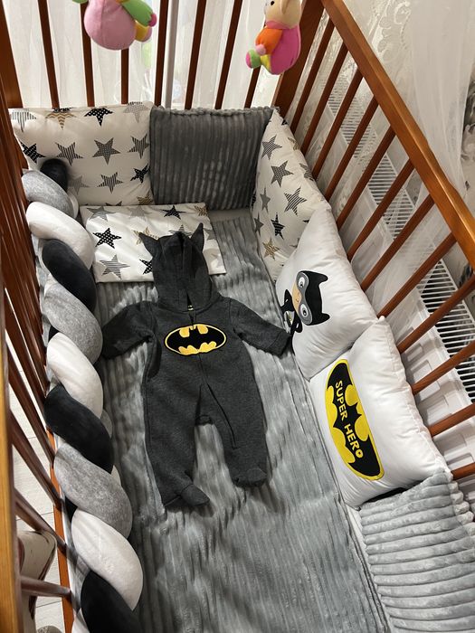 Бортики в ліжко, постіль бетмен