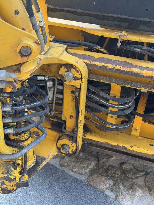 Retroescacadora jcb 1cx