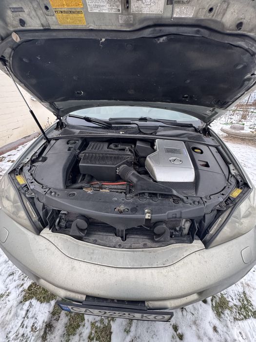 Продам Lexus RX400h