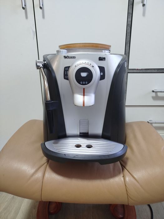 Кавомашина Saeco Odea Giro (SUP 031OR). Робоча!