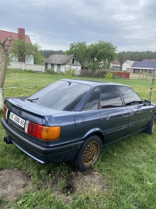 Audi 80b3 в хорошій комплектації
