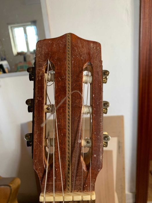 Guitarra classica antigua