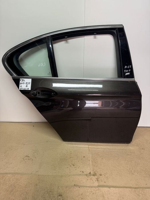 Двері задні праві BMW F10 колір B65