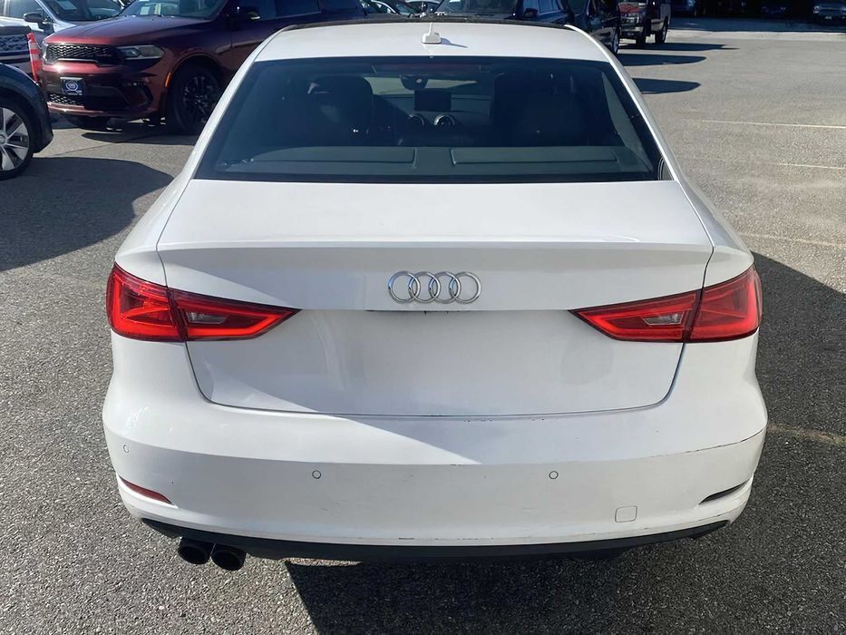 Audi A3      2014