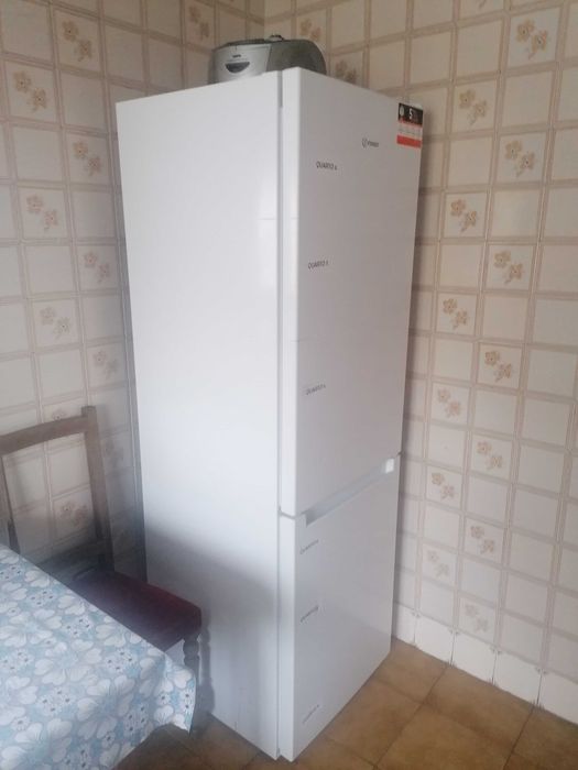 Quarto arrendar/alugar a estudantes e ou trabalhadores - Matosinhos (próximo ao metro)