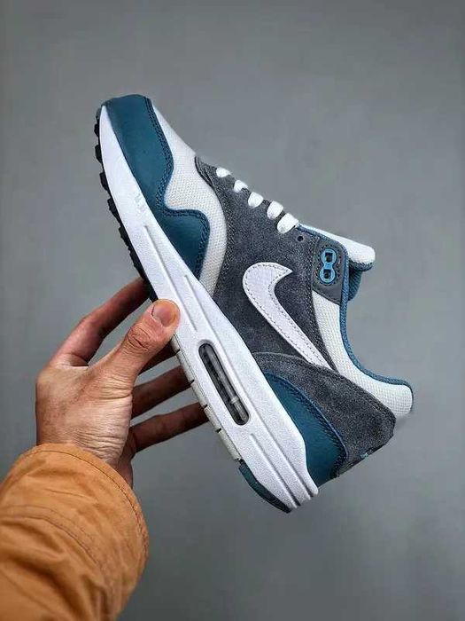 кросівки Nike Air Max 1