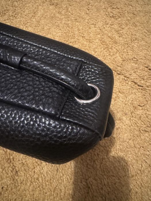 Mała torebka crossbody DKNY stan bdb