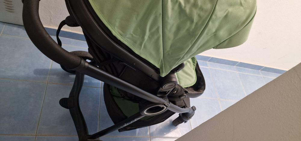 Carrinho bebé Urban plus crossover