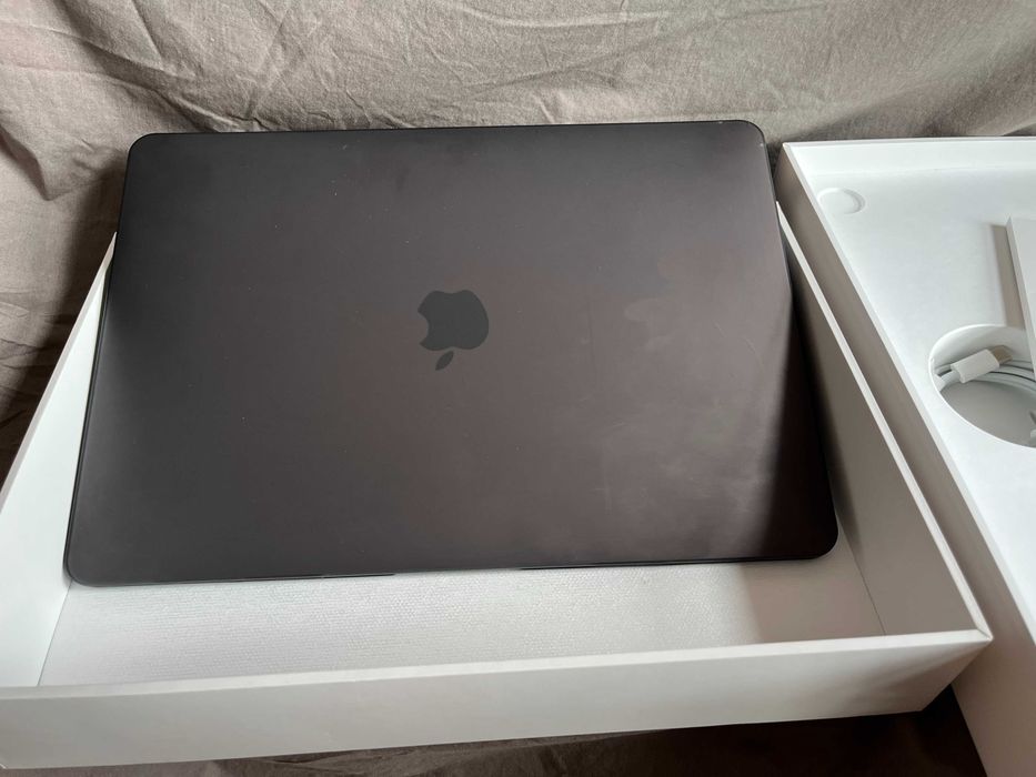 macbook Air A1932 13.3" Retina A1932 Rose Gold
