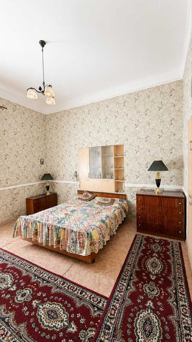 *Продам простору частину будинку 85 м² з гаражем,  Полтава, Новобудова