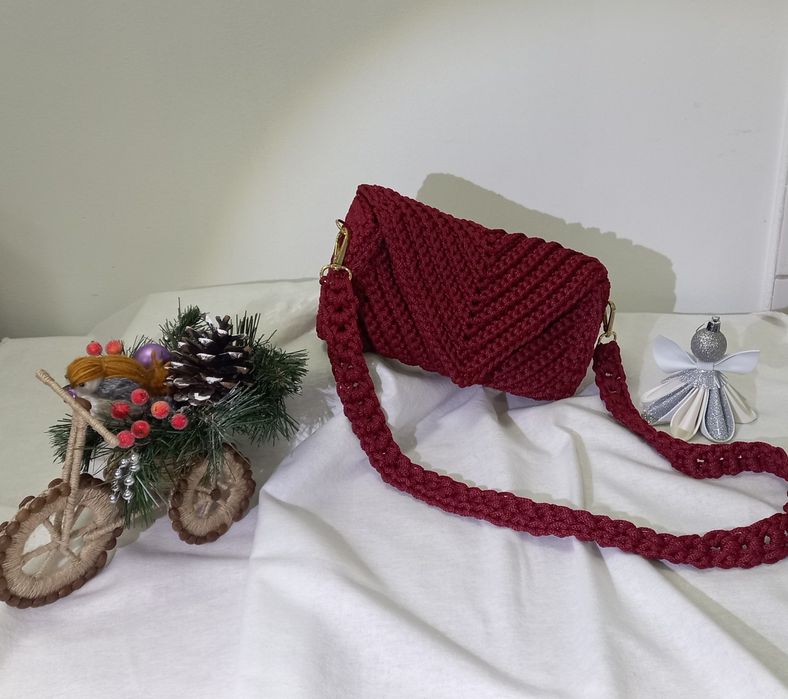 Сумочка ручної роботи