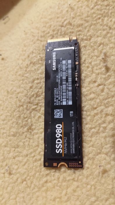 SSD накопичувач Samsung 980 1 TB (MZ-V8V1T0BW)