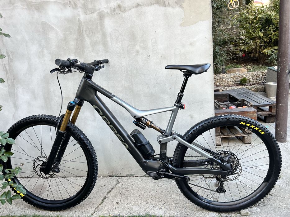 Orbea Rise M10 Carbon E-Mountain Bike , Shimano EP801-RS