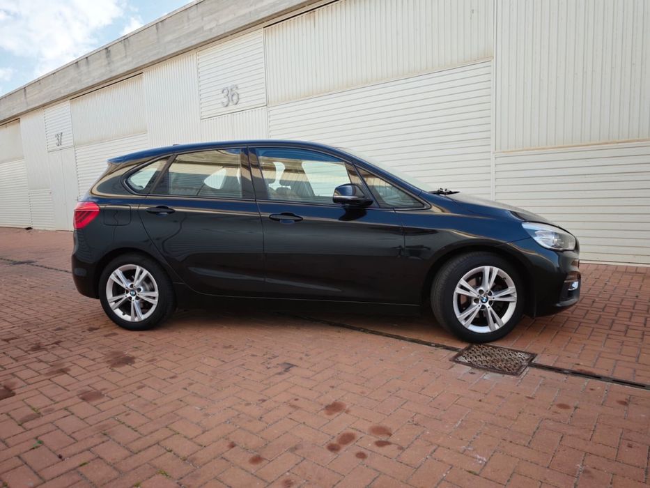 Bmw Luxury 218D Active Tourer Auto Elegância e comforto