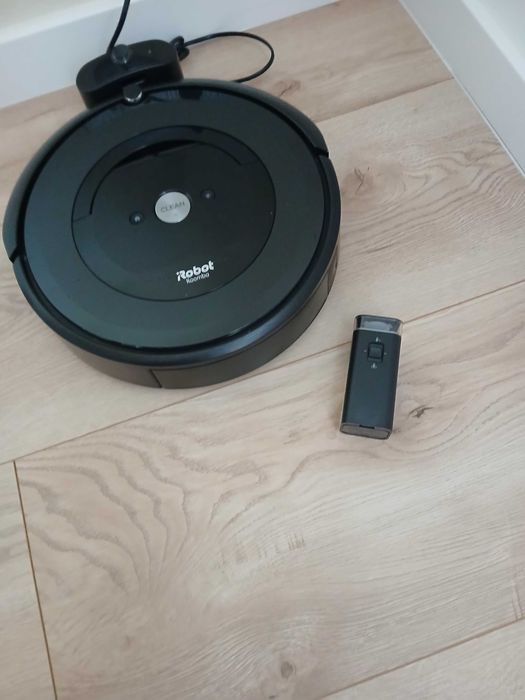 Robot sprzątający IRobot Romba e5