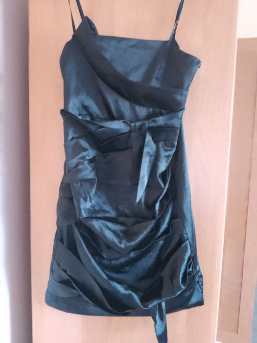 Sukienka damska w kolorze czarnym rozmiar S M