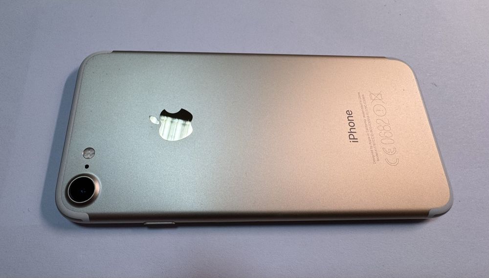 Iphone 7 32gb gold