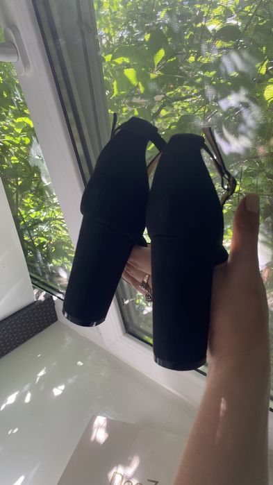 Босоніжки натуральна замша,38 розмір