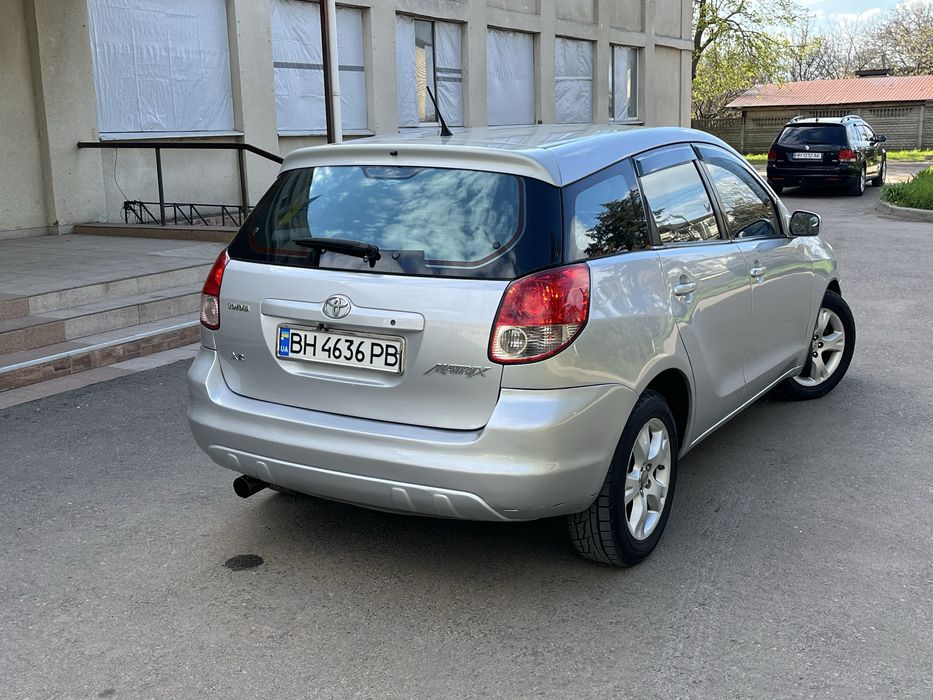 Продам Toyota Matrix 1.8л. Автомат.