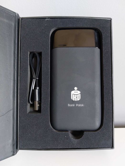 nowy powerbank 8000 mAh, czarny elegancki, Mauro Conti