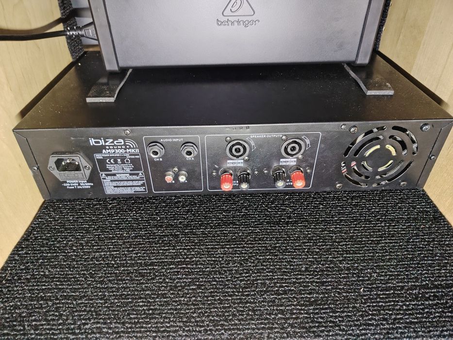 Amplificador Ibiza Amp300 como novo