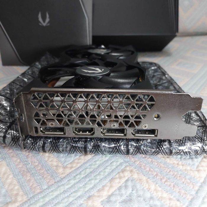 Placa Gráfica Zotac GeForce GTX 1660 Twin Fan 6GB GDDR5