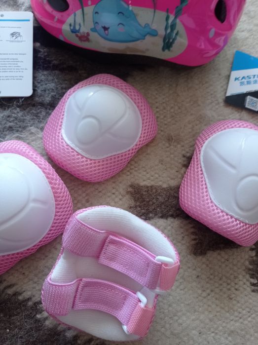 Набір для велосипеду ,роликів,або скейту.