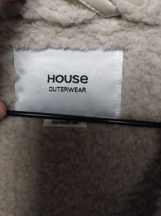 Kurteczka House, rozmiar M, nowa bez metki, zalozona do przymiarki