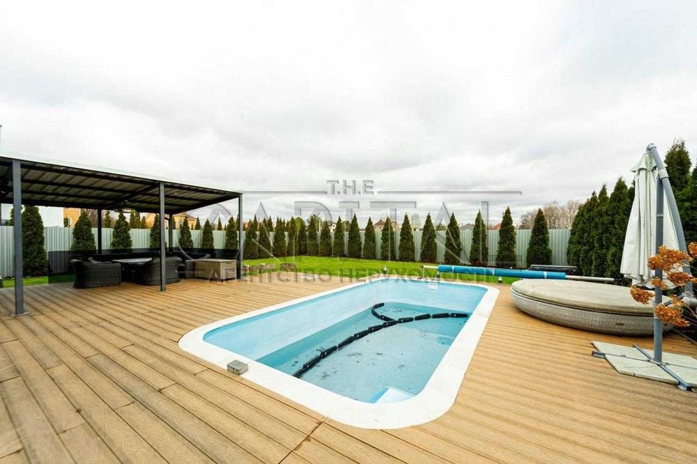 Здається в оренду шикарний автрономний будинок в Козині з басейном