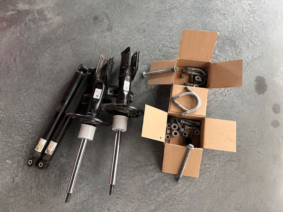 Kompletne nowe zawieszenie amortyzatory przód+tył - VW California T6.1