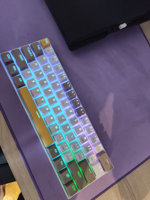 Klawiatura RedDragon K530YHG 60% klawiszy, super stan