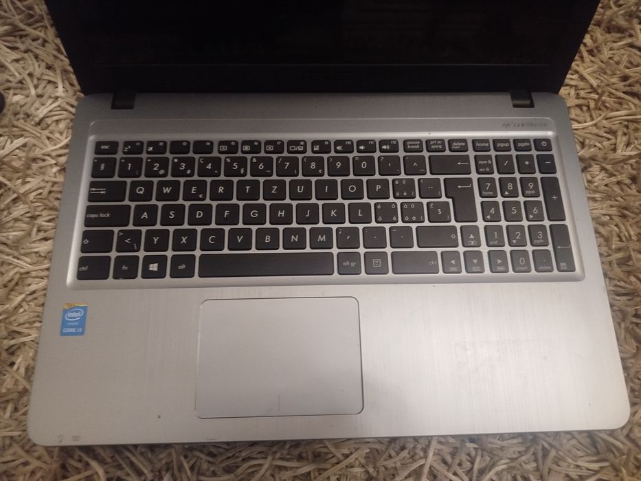 Computador Portátil ASUS