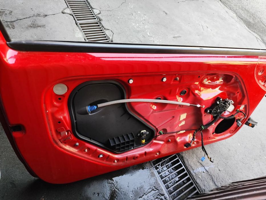 VW UP / SEAT MII PORTA ESQUERDA - PF645