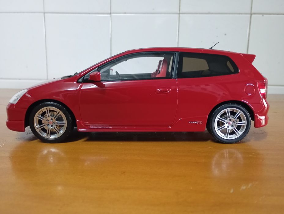 Miniaturas de carros 1.18
