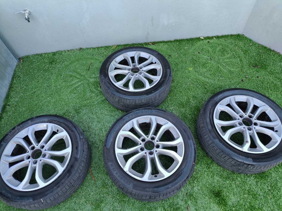 jogo de 4x jantes originais Mercedes R17 + pneus Continental