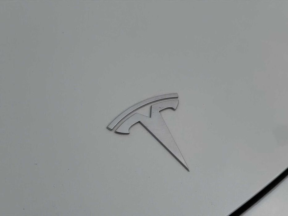 Tesla Model Y Performance      2022