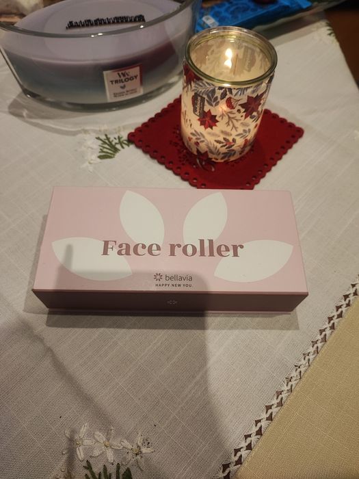 Roller kwarcowy do twarzy