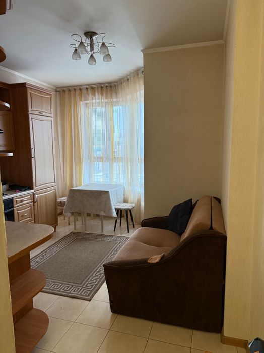 Владелец. Сдам 1 ком. квартиру 1 мин . М. Академгородок