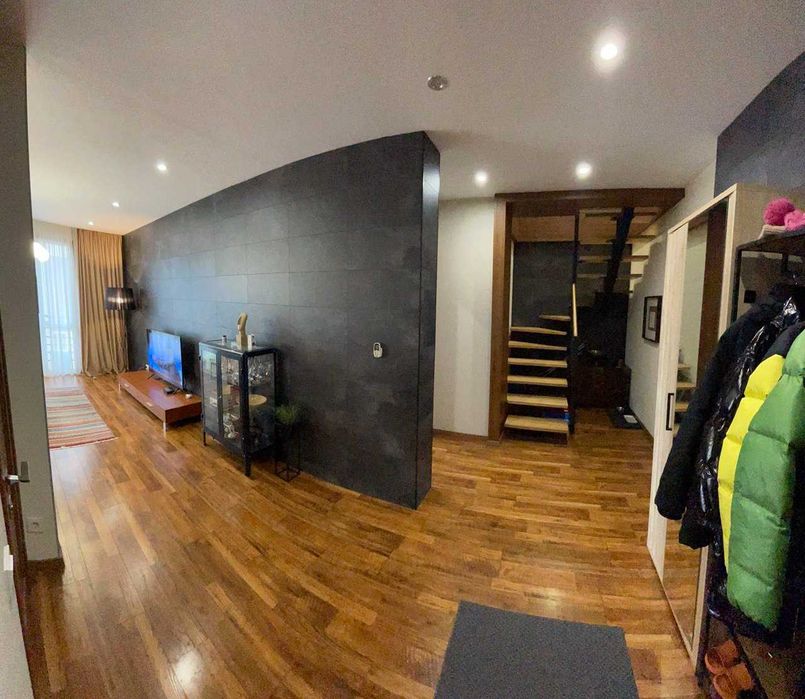 Продаж  4х.кімн. квартири 132м²   вул.Метрологічна ФЕОФАНІЯ