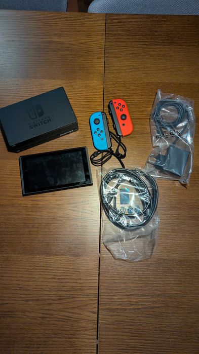 Nintendo Switch (Modelo V1) – Completa + Acessórios