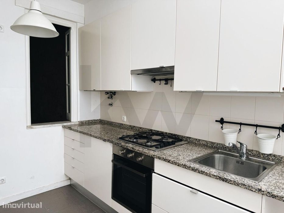 Apartamento T1 com pátio para arrendamento | PENHA DE FRANÇA