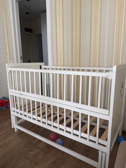 Продам детскую кровать , самовивоз