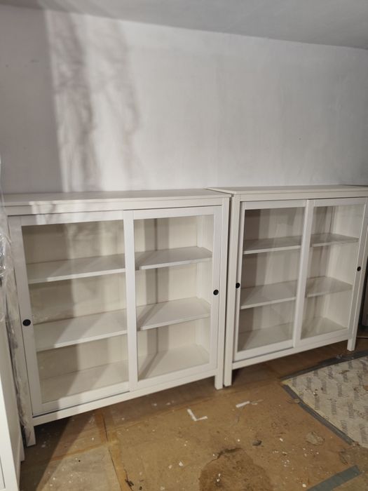 Witryna ikea hemnes