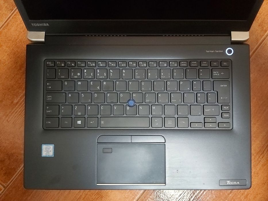Toshiba Tecra X40-d Laptop - Intel i5 - 12GB64552273772418121