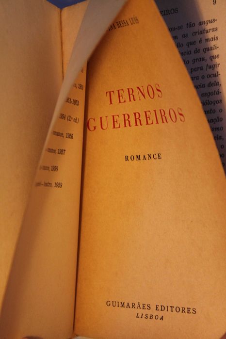 1ª edição de "Ternos Guerreiros" (1960), de Agustina Bessa-Luís