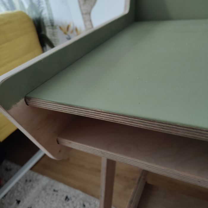 Komplet drewniane biurko plus krzesełko